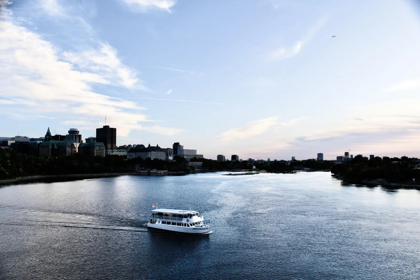 Montreal Party Boat rentals