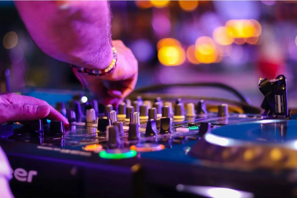 DJ pour mariages et événements à Montréal
