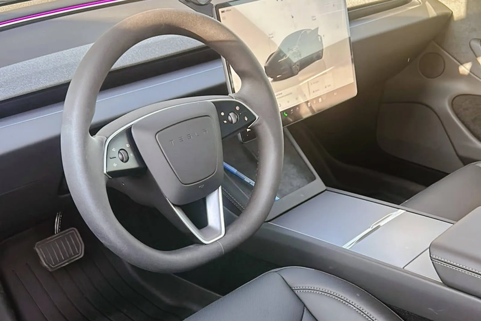 Expérience Tesla avec chauffeur — 1